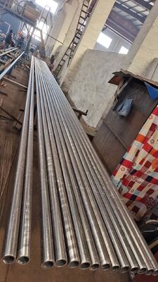 قیمت کارخانه X42 X50 2mm 4mm 6mm ضخامت لوله فولادی بدون درز کربن دور
